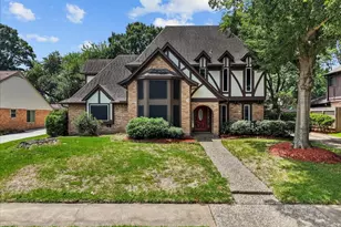 15814 Larkfield Dr, Houston, TX 77059 - Photo 2