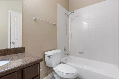 9104 N Green River Dr, Houston, TX 77078 - Photo 24