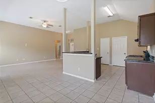 9104 N Green River Dr, Houston, TX 77078 - Photo 26