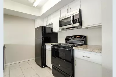 2818 S Bartell Drive #312, Houston, TX 77054 - Photo 8