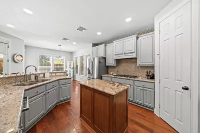 9302 Brady Branch Lane, Cypress, TX 77433 - Photo 14