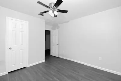 4719 19th Street #D, Bacliff, TX 77518 - Photo 12
