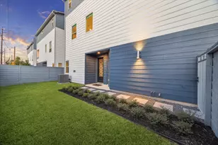 1811 Mills St, Houston, TX 77026 - Photo 8