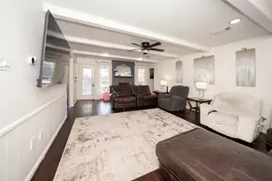 8306 Bo Jack Dr, Houston, TX 77040 - Photo 12