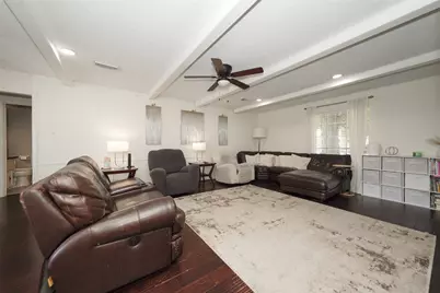 8306 Bo Jack Drive, Houston, TX 77040 - Photo 14