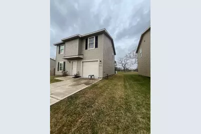 2904 Moore Avenue Avenue, Bay City, TX 77414 - Photo 4