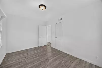 6207 Heron Drive, Houston, TX 77087 - Photo 16