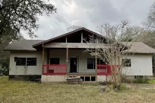 108 Bounty St, Blessing, TX 77419 - Photo 1