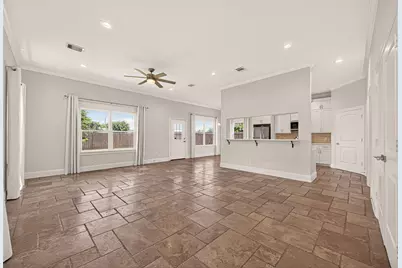 2211 Silverbonnet Street, Houston, TX 77055 - Photo 10