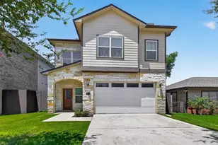 2211 Silverbonnet St, Houston, TX 77055 - Photo 1
