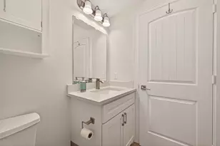 2211 Silverbonnet St, Houston, TX 77055 - Photo 20