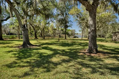 319 Buffalo Trail, Lake Jackson, TX 77566 - Photo 28