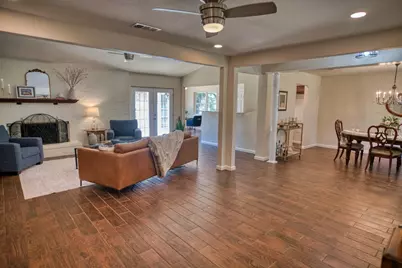 319 Buffalo Trail, Lake Jackson, TX 77566 - Photo 10