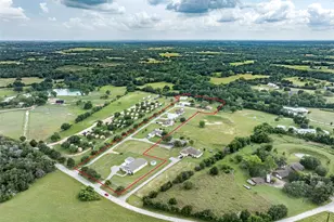 319 O'Malley Rd, Brenham, TX 77833 - Photo 2