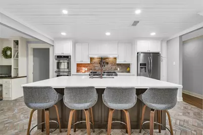 52 Dewberry Court, Lake Jackson, TX 77566 - Photo 8