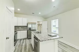 18433 Novarra Dr, Conroe, TX 77306 - Photo 10