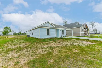 18433 Novarra Drive, Conroe, TX 77306 - Photo 2