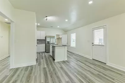 18433 Novarra Drive, Conroe, TX 77306 - Photo 16