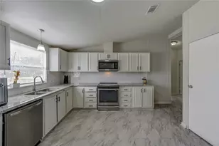 21631 County Rd 37492, Cleveland, TX 77327 - Photo 4