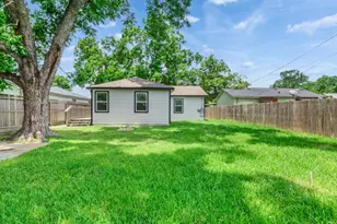 2826 Hopper Rd, Houston, TX 77093 - Photo 12