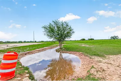 12893 Fm 1887 Road, Hempstead, TX 77445 - Photo 10
