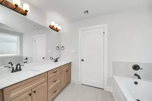 10310 Woodhill Spa Ln, Cleveland, TX 77327 - Photo 22