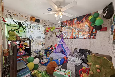 1316 N Main Street, Highlands, TX 77562 - Photo 14