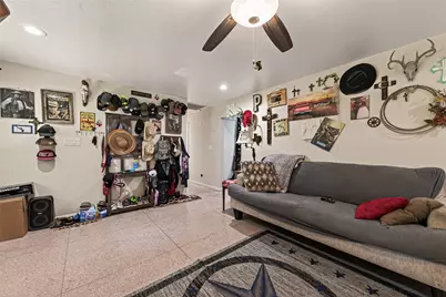 1316 N Main Street, Highlands, TX 77562 - Photo 8
