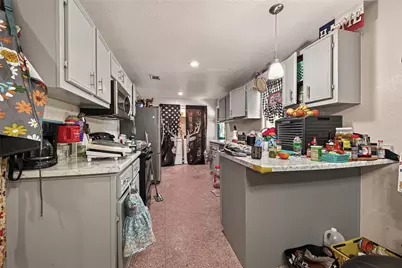 1316 N Main Street, Highlands, TX 77562 - Photo 10