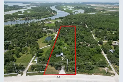 1316 N Main Street, Highlands, TX 77562 - Photo 2