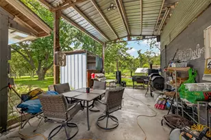 1316 N Main St, Highlands, TX 77562 - Photo 20