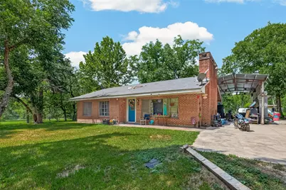 1316 N Main Street, Highlands, TX 77562 - Photo 4