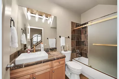 1000 Columbus Street #A, Houston, TX 77019 - Photo 8