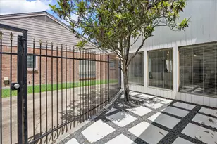 12219 Rocky Knoll Dr, Houston, TX 77077 - Photo 30