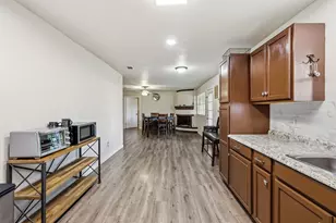 4502 Sage Cir, Baytown, TX 77521 - Photo 12