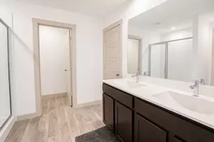 12732 Basinghall Ln, Houston, TX 77047 - Photo 8