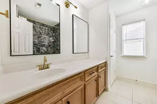 2422 Kinsdale Ave, Dickinson, TX 77539 - Photo 34