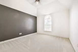 2422 Kinsdale Ave, Dickinson, TX 77539 - Photo 32