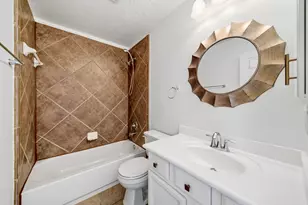 18431 W Laura Shore Dr, Cypress, TX 77433 - Photo 32