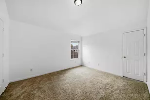 18431 W Laura Shore Dr, Cypress, TX 77433 - Photo 34