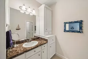 3411 Banbury Pl, Houston, TX 77027 - Photo 28