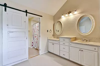 8111 Broadway Street #5, Galveston, TX 77554 - Photo 40