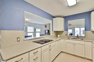 8111 Broadway St, Galveston, TX 77554 - Photo 18