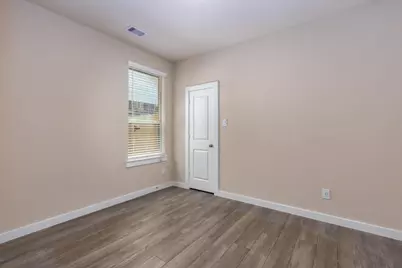 5063 Hazel Orchard Drive, Houston, TX 77066 - Photo 14