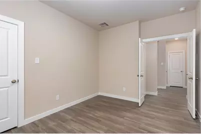 5063 Hazel Orchard Drive, Houston, TX 77066 - Photo 12