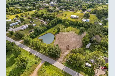 19231 County Road 927A, Alvin, TX 77511 - Photo 4