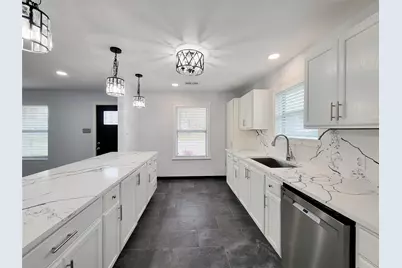 11850 Greencanyon Drive, Houston, TX 77044 - Photo 12