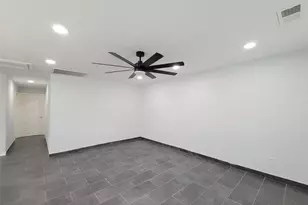 11850 Greencanyon Dr, Houston, TX 77044 - Photo 14