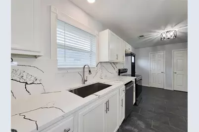 11850 Greencanyon Drive, Houston, TX 77044 - Photo 8