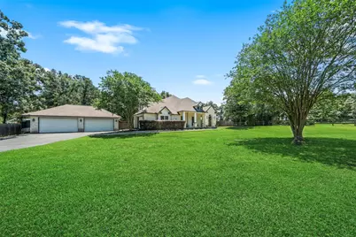 12300 Cedar Lane, Willis, TX 77378 - Photo 4